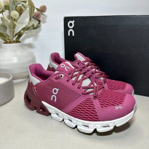On Cloud Cloudflyer Running Sneakers Magenta Mulberry Women's 5.5
